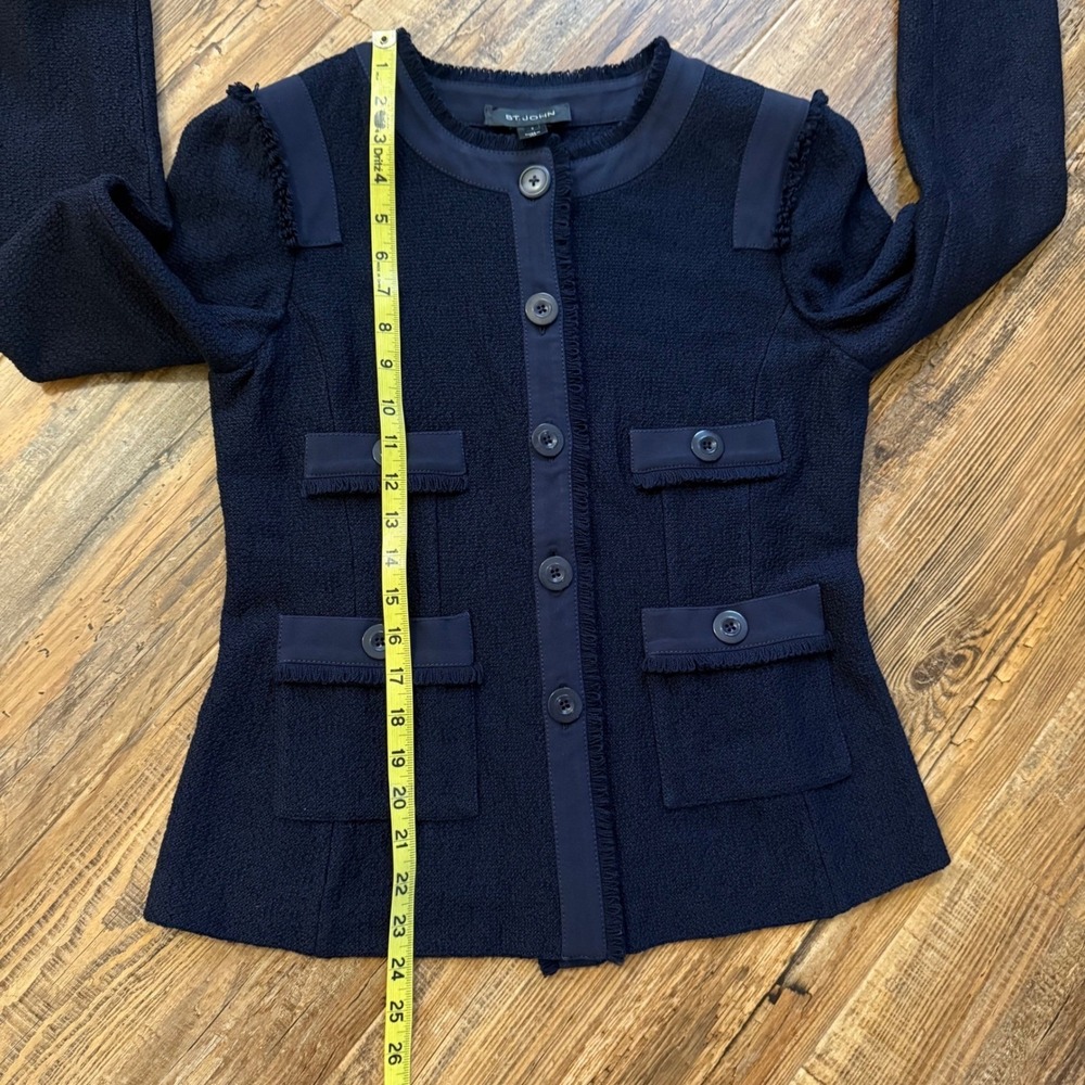 St. John Dress Suit Set SZ 6 WOOL Navy Micro Boucle Knit Fringe Jacket Sheath - Picture 16 of 16